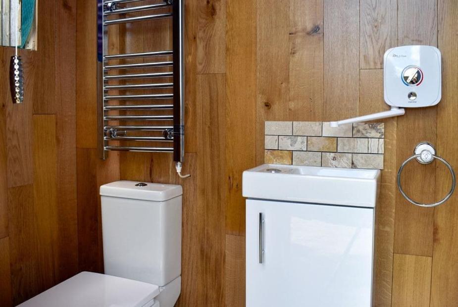 Orchard View Yurt & Hot Tub Somerset Weston-super-Mare Bagian luar foto