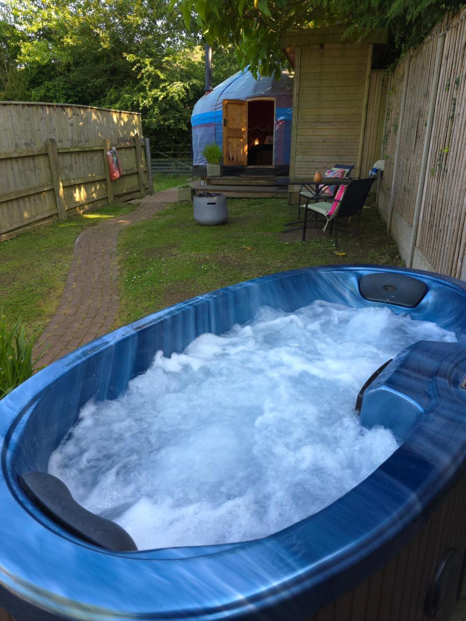 Orchard View Yurt & Hot Tub Somerset Weston-super-Mare Bagian luar foto